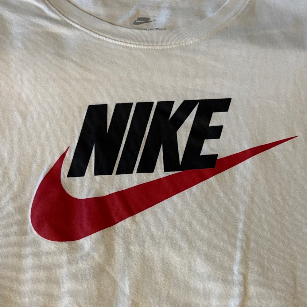 Nike Men's Short Sleeve White Tee with Red Swoosh - Picture 2 of 4